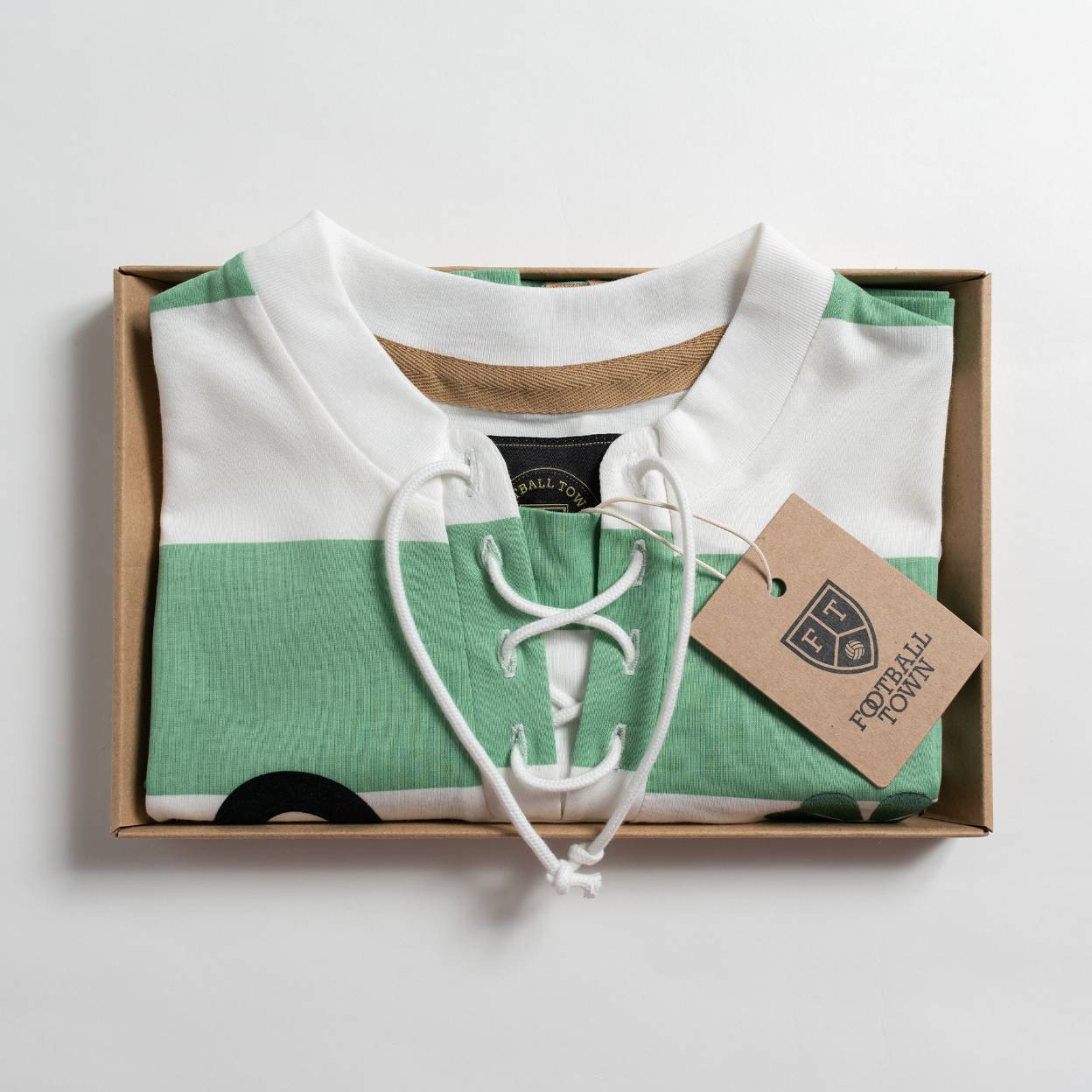 Retro with Laces The Clover