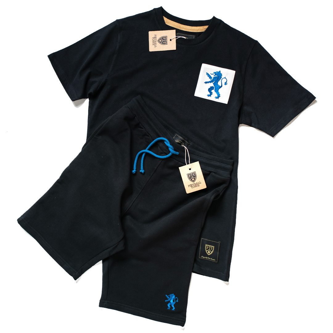 Rampant Lion Short